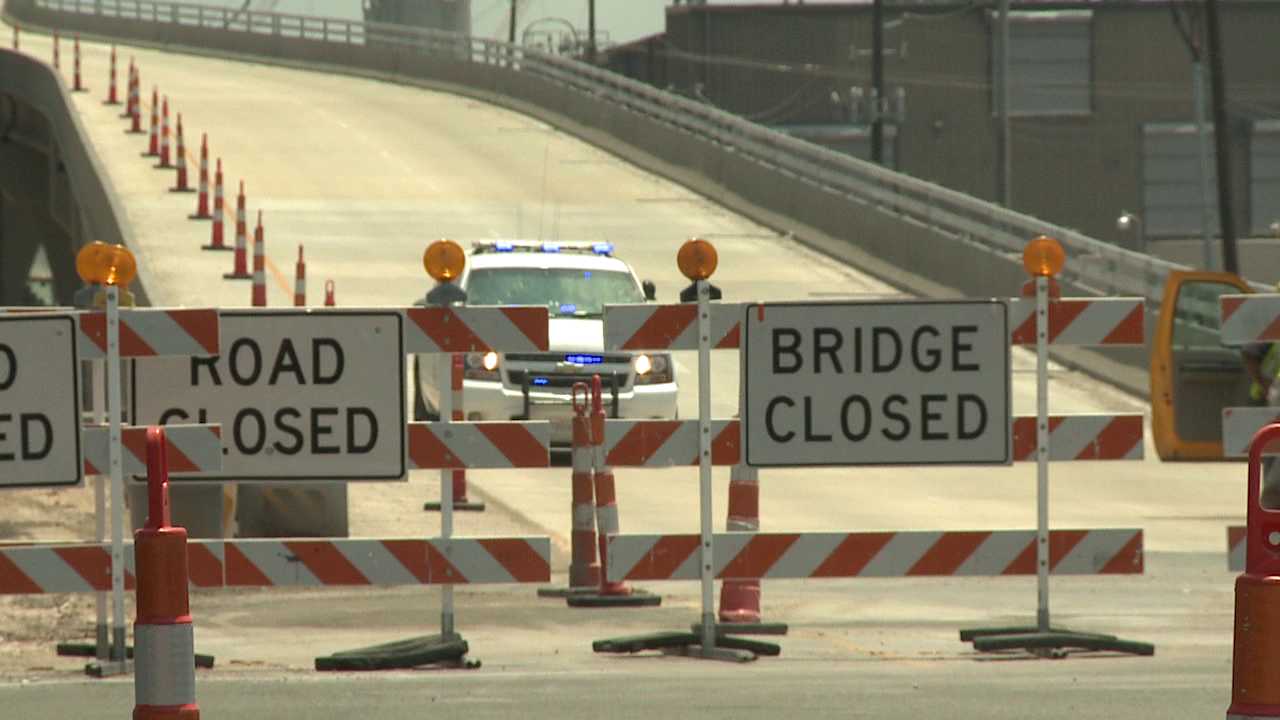 huey p bridge closed