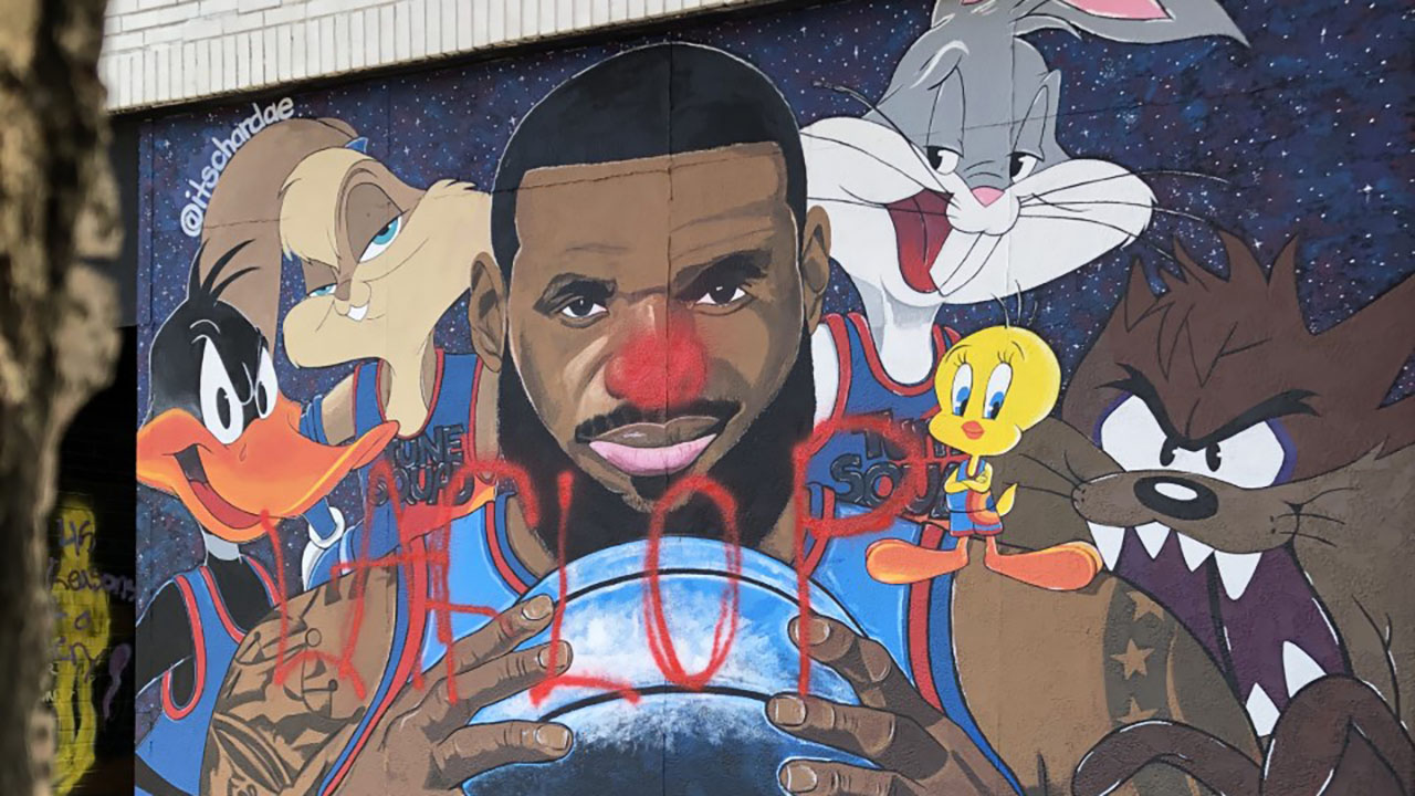 https://digital-staging.wgno.com/news/lebron-james-space-jam-mural-vandalized-in-hometown/