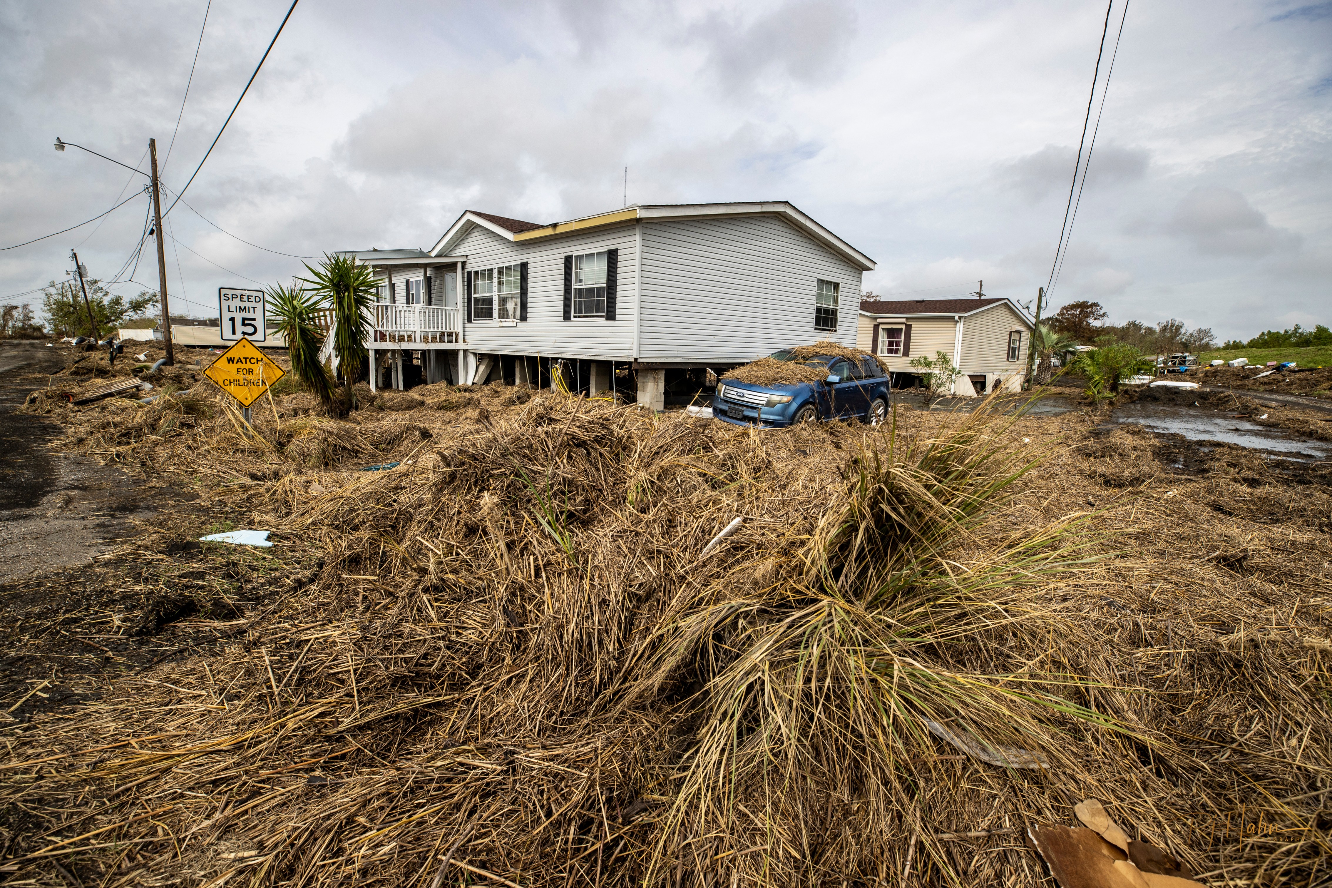 https://digital-staging.wgno.com/news/photos-hurricane-ida-unearths-the-dead-as-caskets-strewn-across-plaquemines-parish/