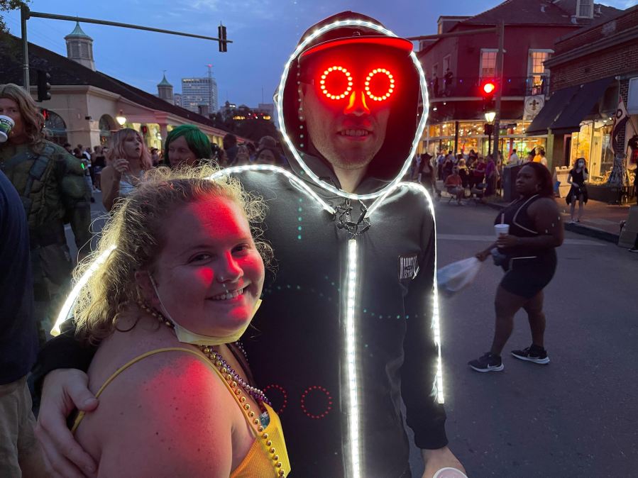 https://digital-staging.wgno.com/news/local/gallery-krewe-of-boo-rolls-through-and-haunts-new-orleans/