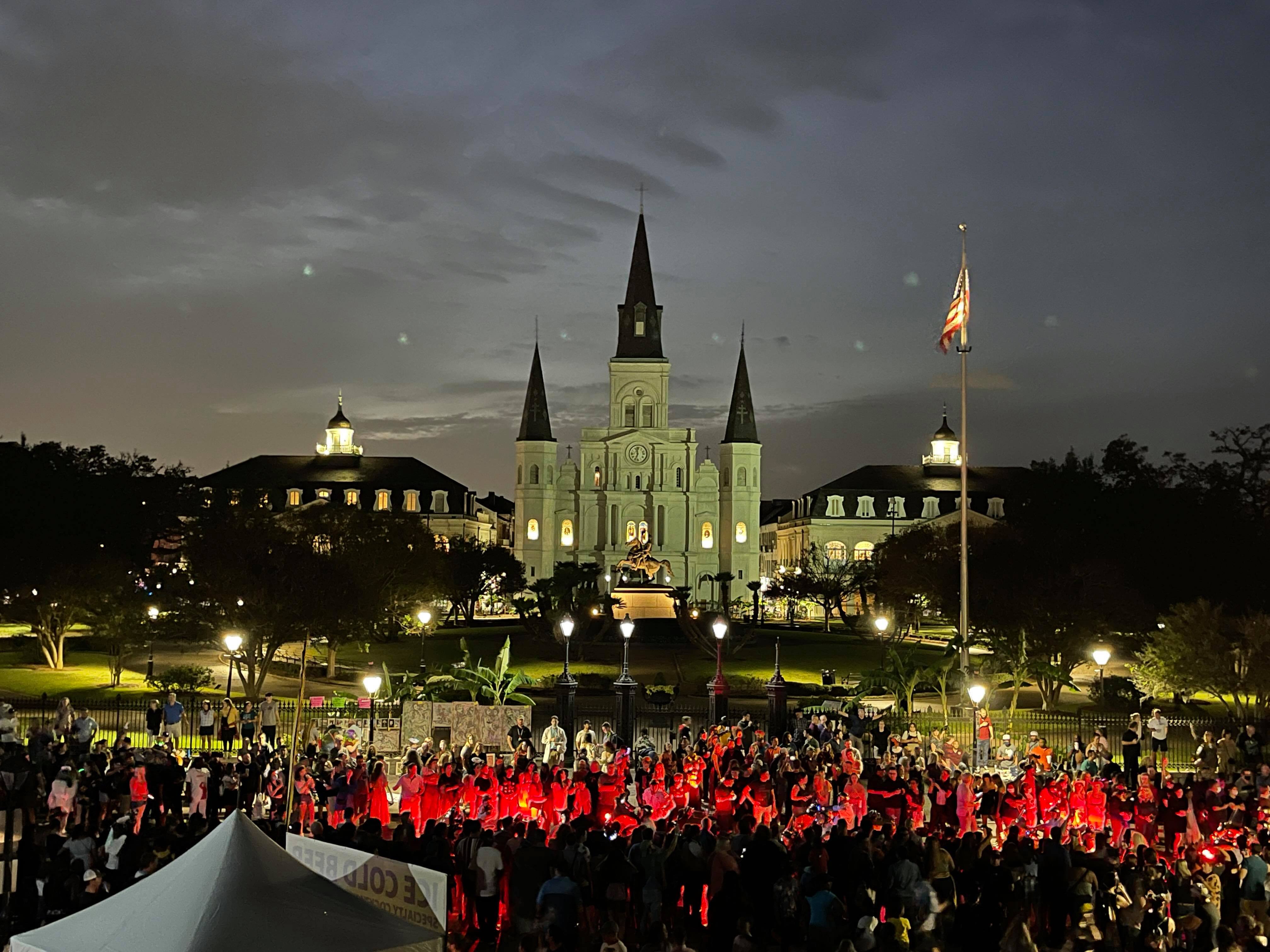 https://digital-staging.wgno.com/news/local/gallery-krewe-of-boo-rolls-through-and-haunts-new-orleans/