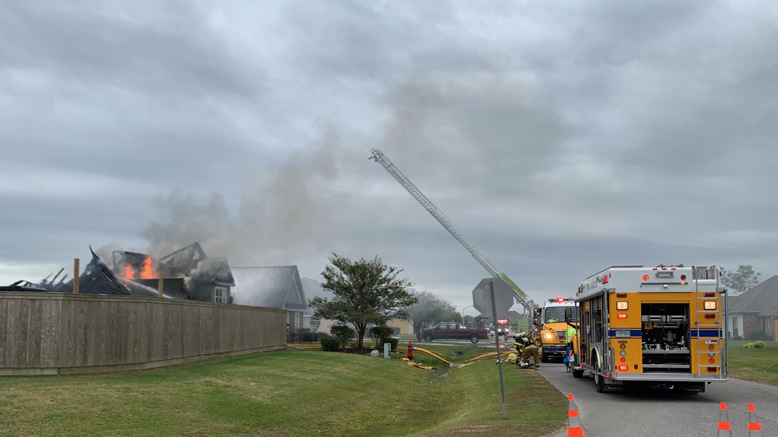 Hahnville house fire 11.18.21