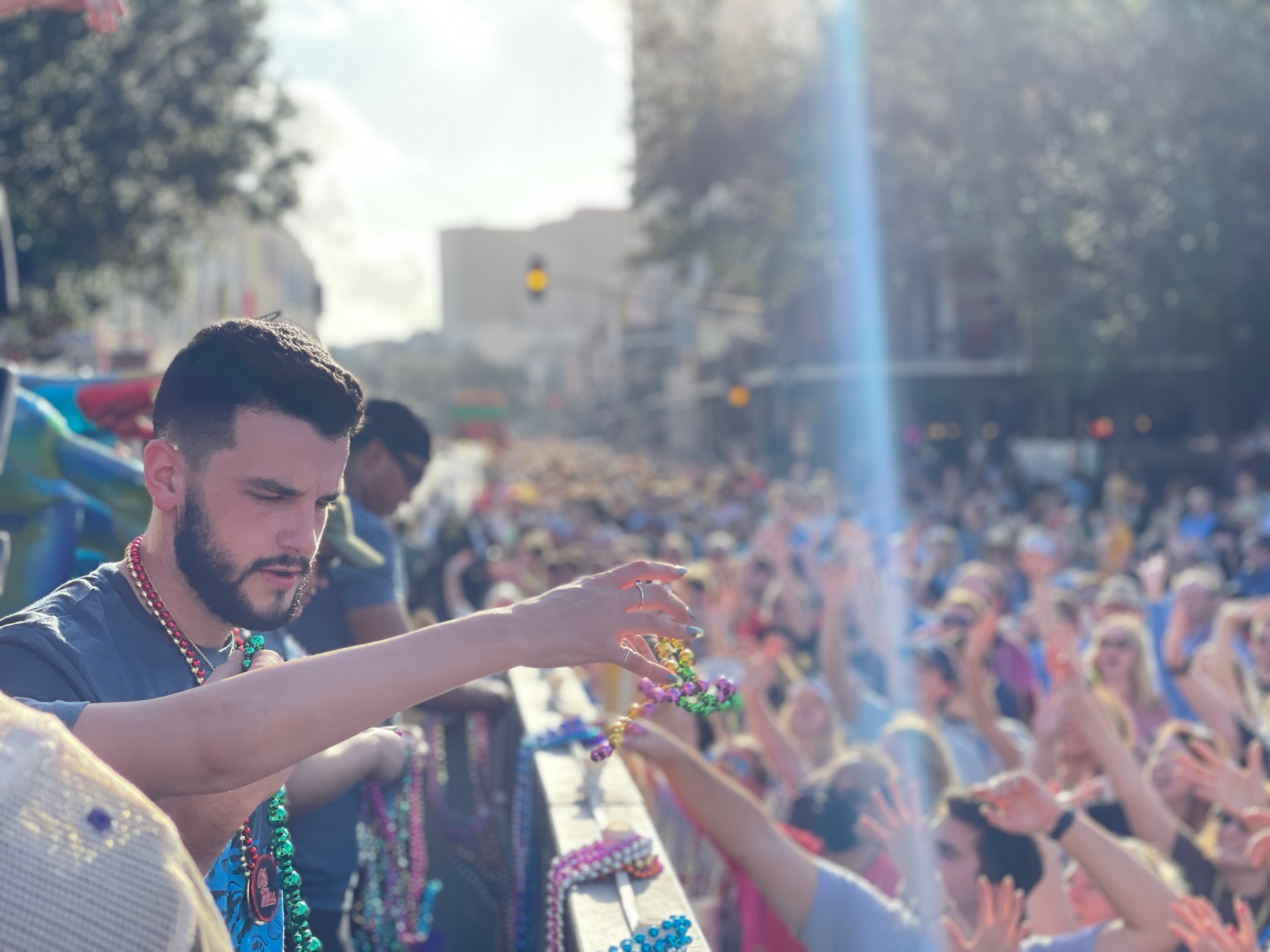 https://digital-staging.wgno.com/news/local/gallery-2021-allstate-sugar-bowl-parade-rolls-through-french-quarter-on-new-years-eve/