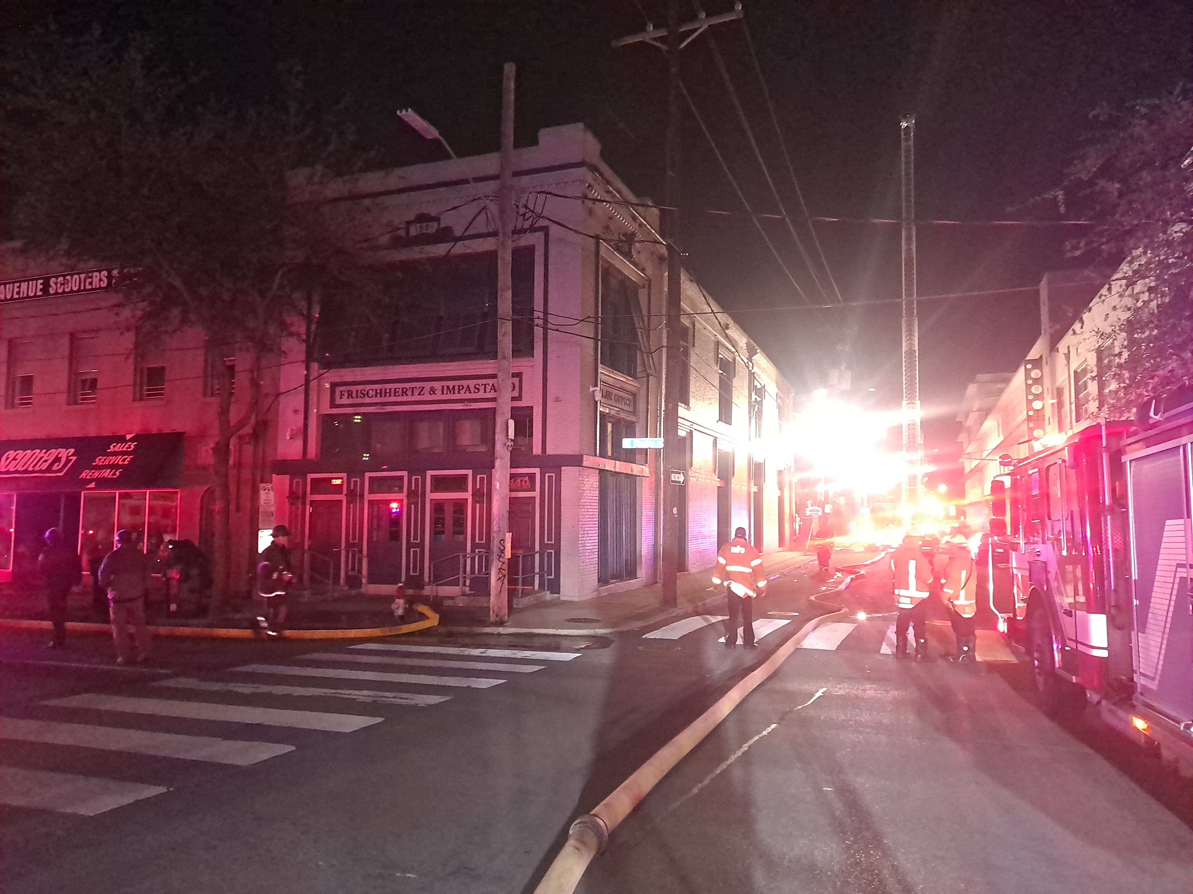 https://digital-staging.wgno.com/news/nofd-battles-blaze-on-st-charles/