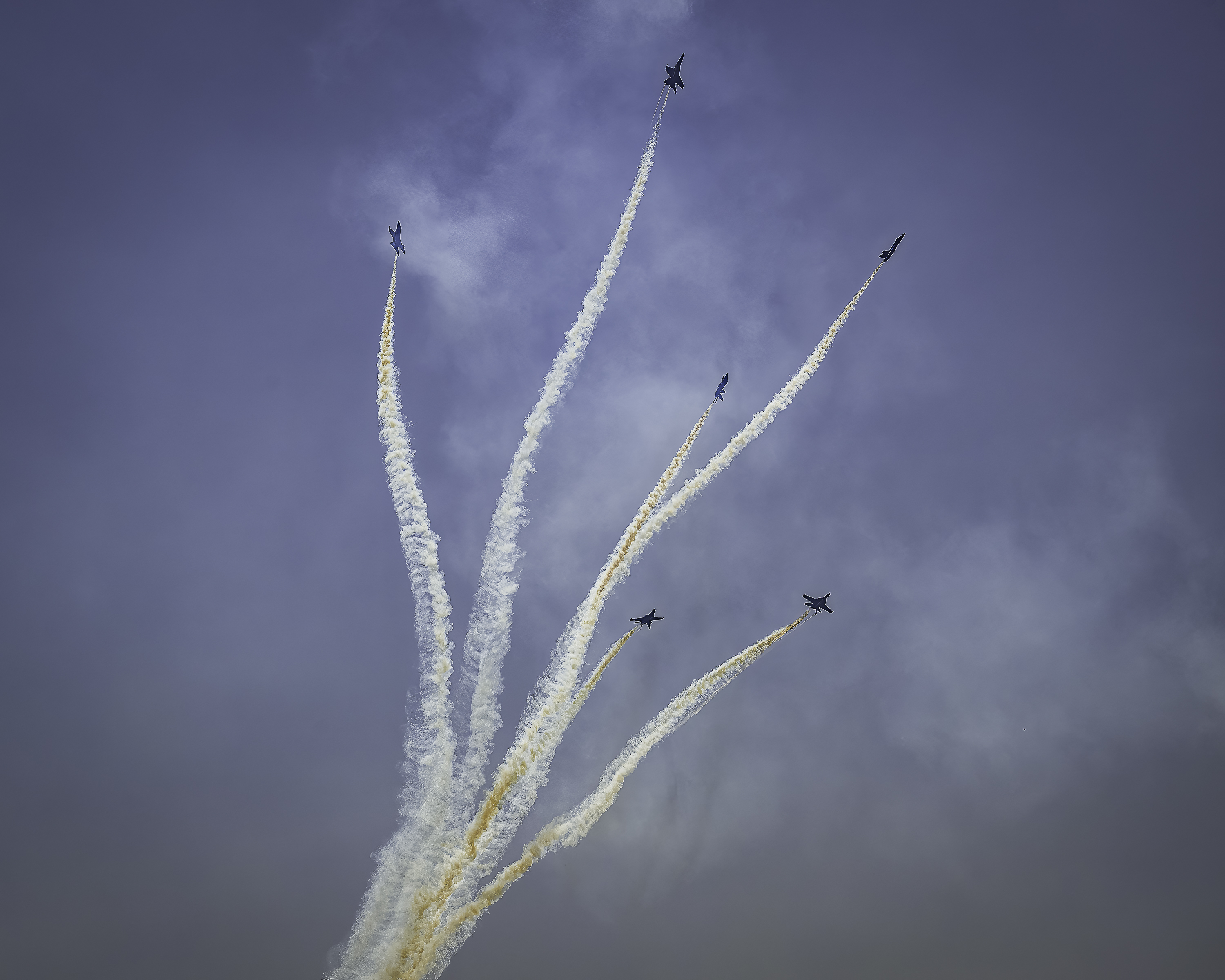 https://digital-staging.wgno.com/news/local/gallery-see-the-spectacular-blue-angels-soar-in-new-orleans-air-show/