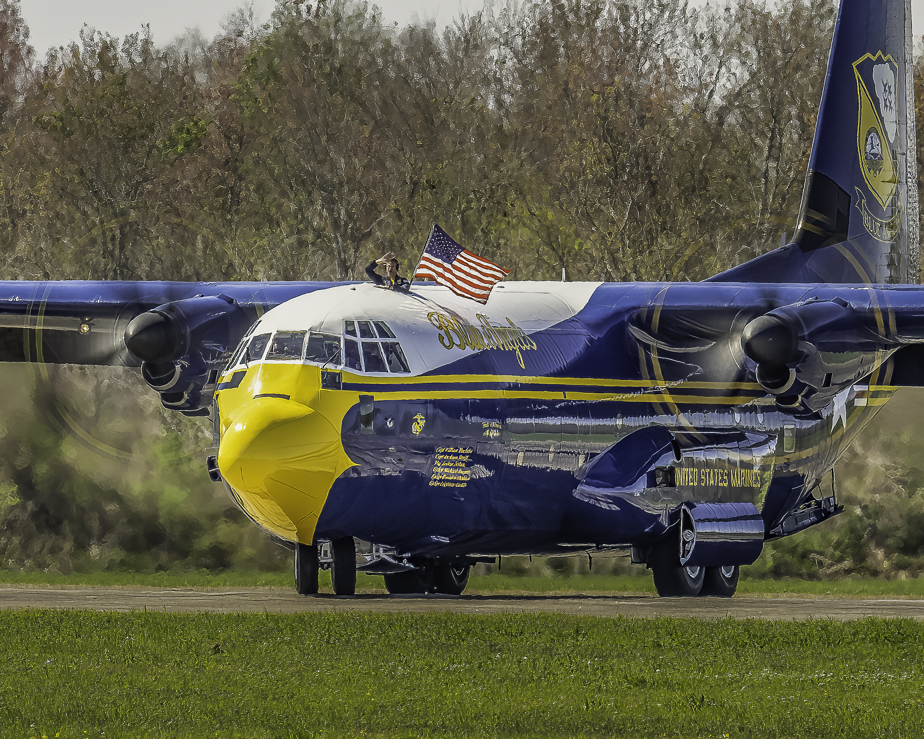 https://digital-staging.wgno.com/news/local/gallery-see-the-spectacular-blue-angels-soar-in-new-orleans-air-show/