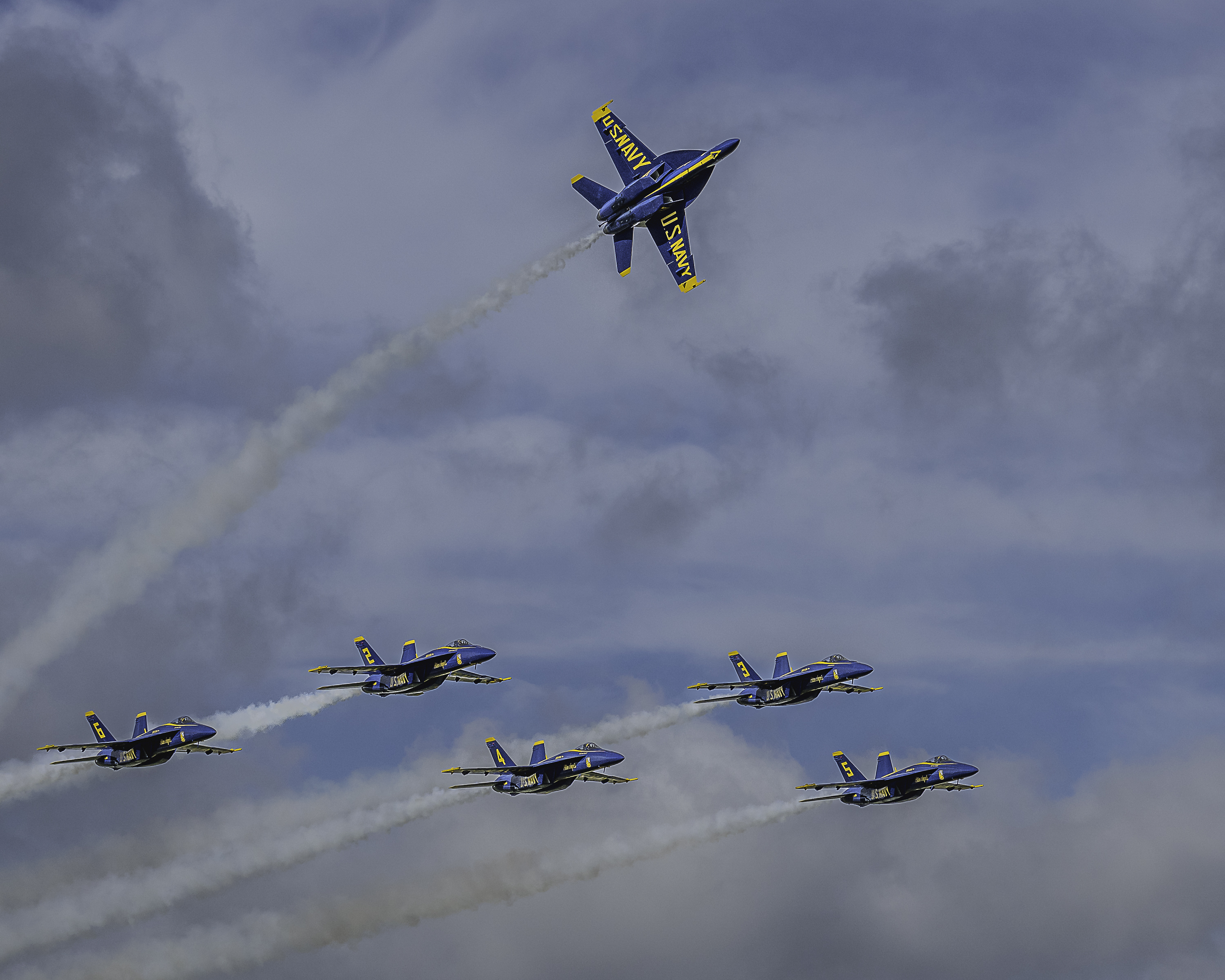 https://digital-staging.wgno.com/news/local/gallery-see-the-spectacular-blue-angels-soar-in-new-orleans-air-show/