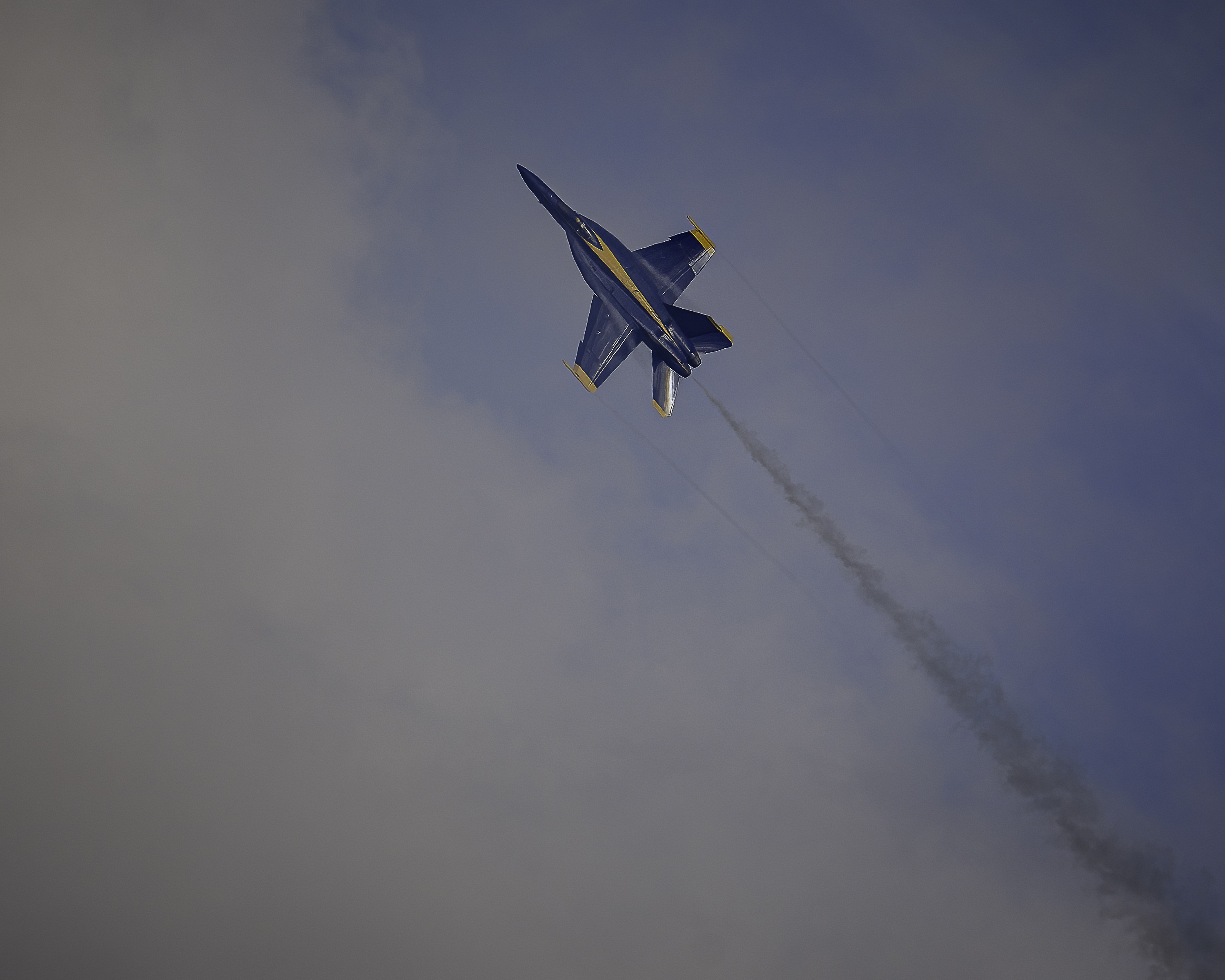 https://digital-staging.wgno.com/news/local/gallery-see-the-spectacular-blue-angels-soar-in-new-orleans-air-show/