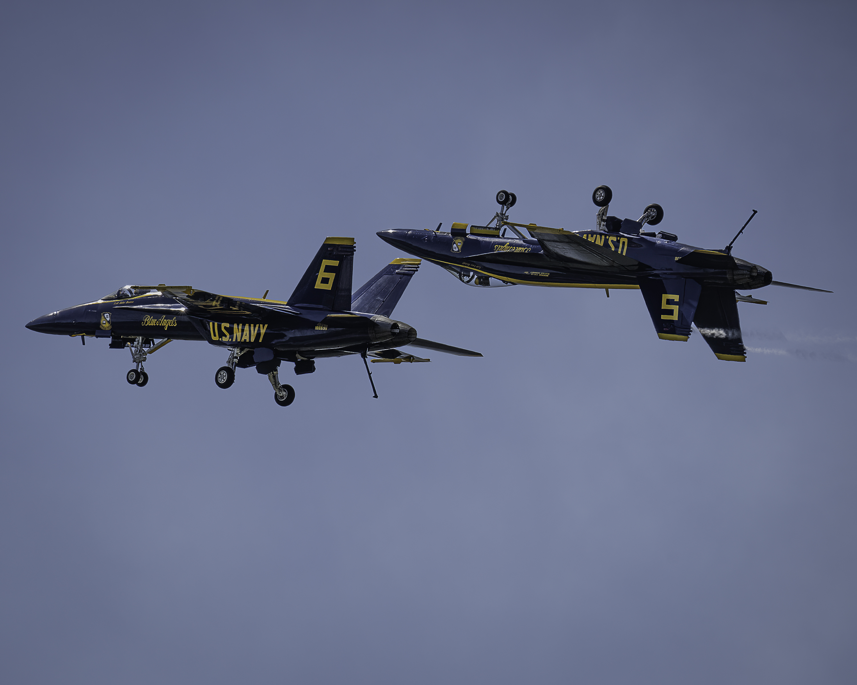 https://digital-staging.wgno.com/news/local/gallery-see-the-spectacular-blue-angels-soar-in-new-orleans-air-show/