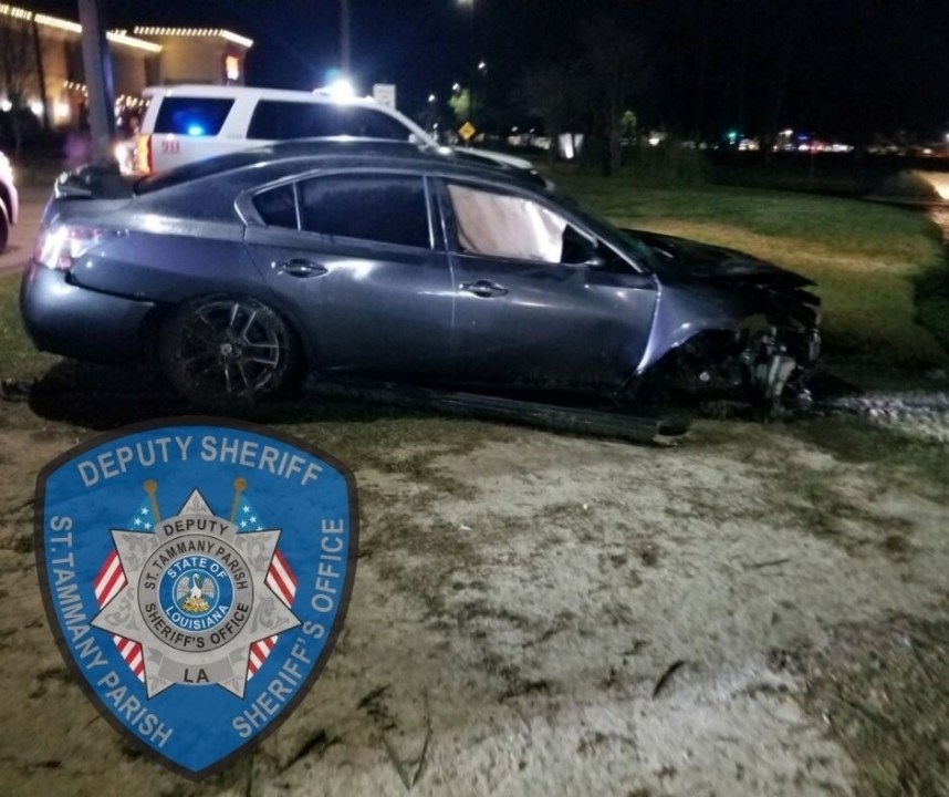 https://digital-staging.wgno.com/news/louisiana/st-tammany-parish/stpso-teen-arrested-after-crashing-stolen-car-into-pond-in-covington/