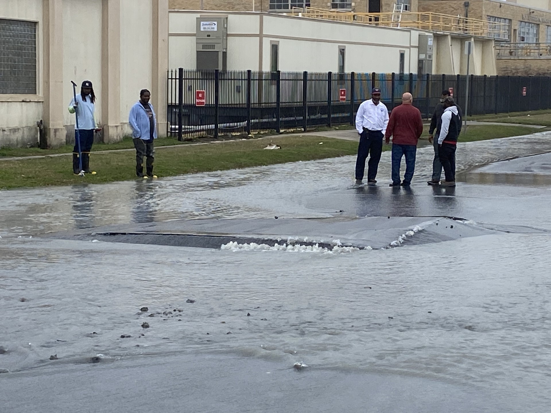 A broken water line causes flooding on Jefferson Highway on Tuesday, Jan. 24, 2024.