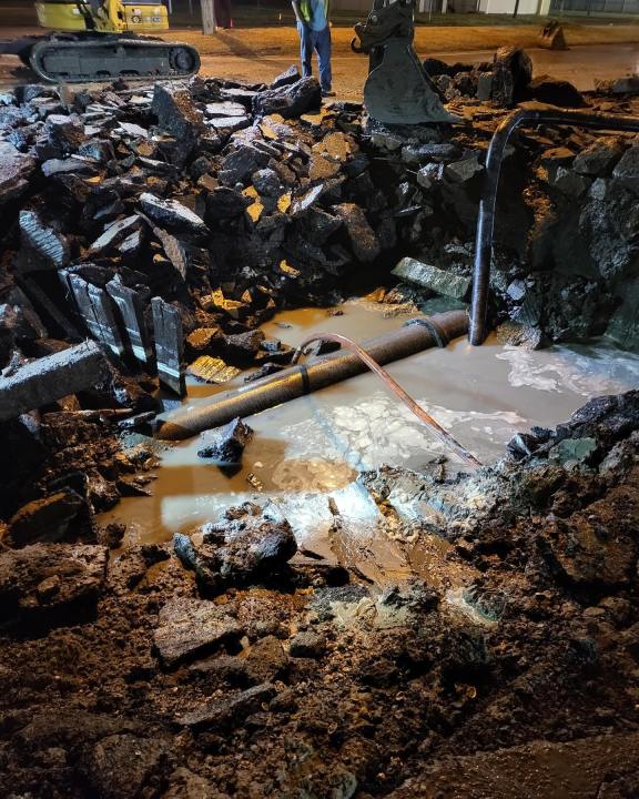 Crews work to repair a broken water line in Jefferson Parish